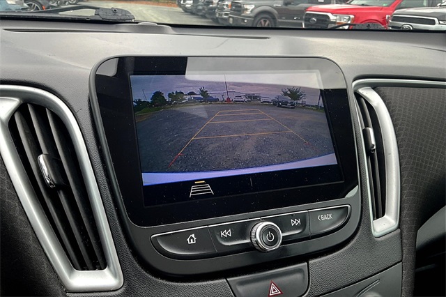 2019 Summit White Chevrolet Malibu LS FWD Sedan