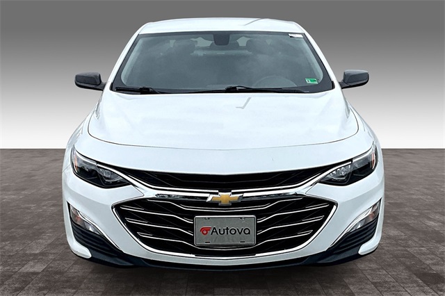 2019 Summit White Chevrolet Malibu LS FWD Sedan