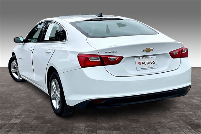 2019 Summit White Chevrolet Malibu LS FWD Sedan