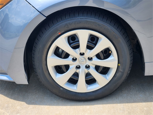2024 Toyota Corolla LE photo 9
