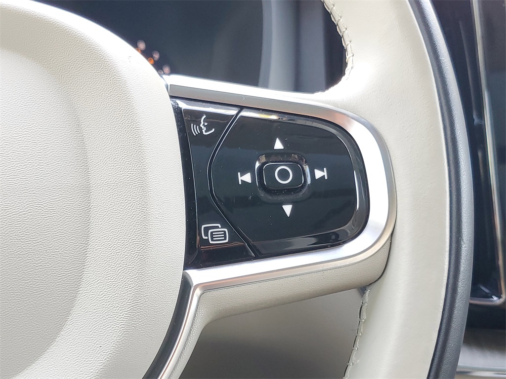 used 2024 Volvo XC60 car, priced at $34,453