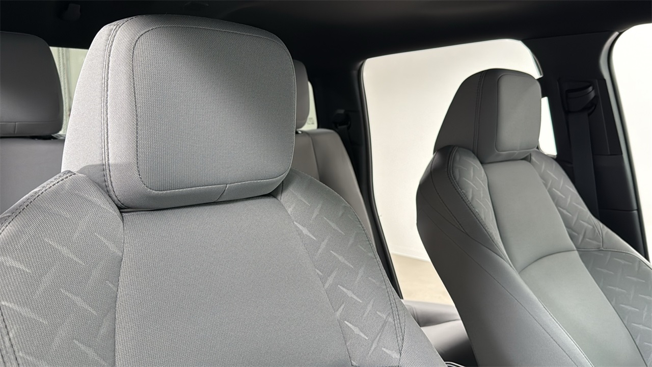 2025 Toyota Tacoma SR5 Double Cab photo 17