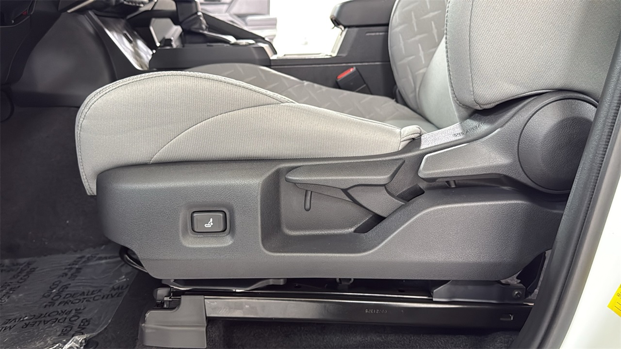 2025 Toyota Tacoma SR5 Double Cab photo 27