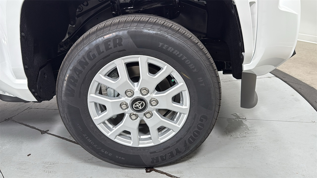 2025 Toyota Tacoma SR5 Double Cab photo 34