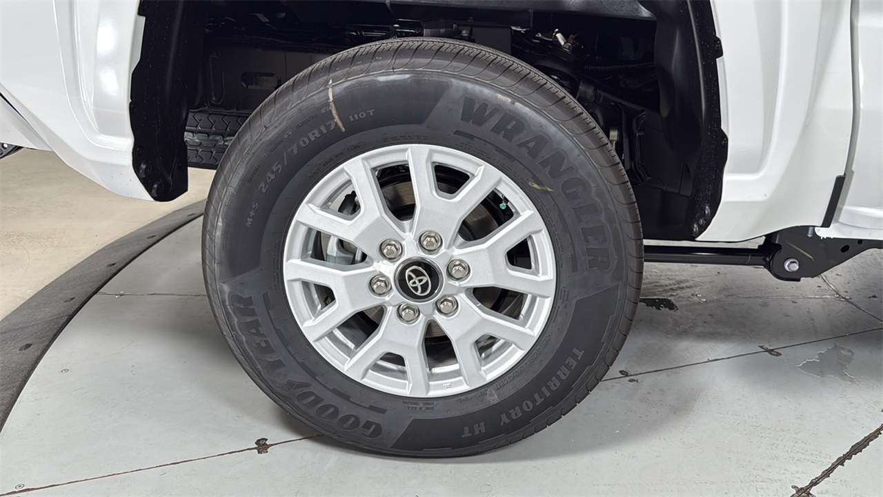 2025 Toyota Tacoma SR5 Double Cab photo 35