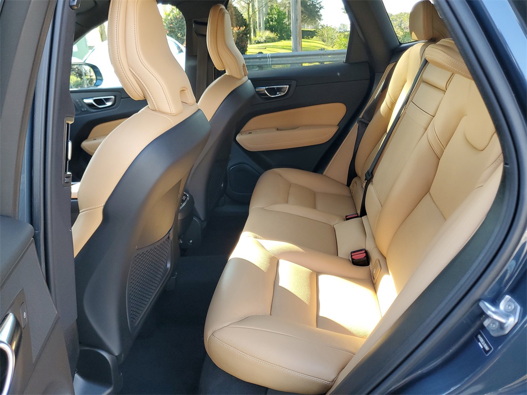 used 2020 Volvo XC60 car, priced at $23,298