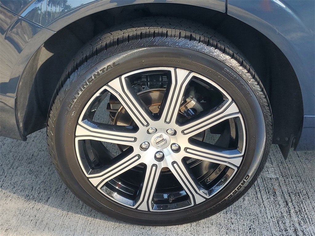 used 2020 Volvo XC60 car, priced at $23,298