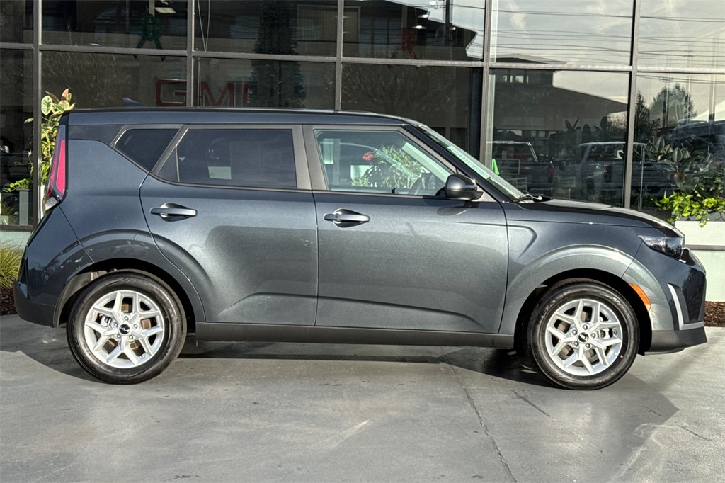 used 2025 Kia Soul car, priced at $19,910