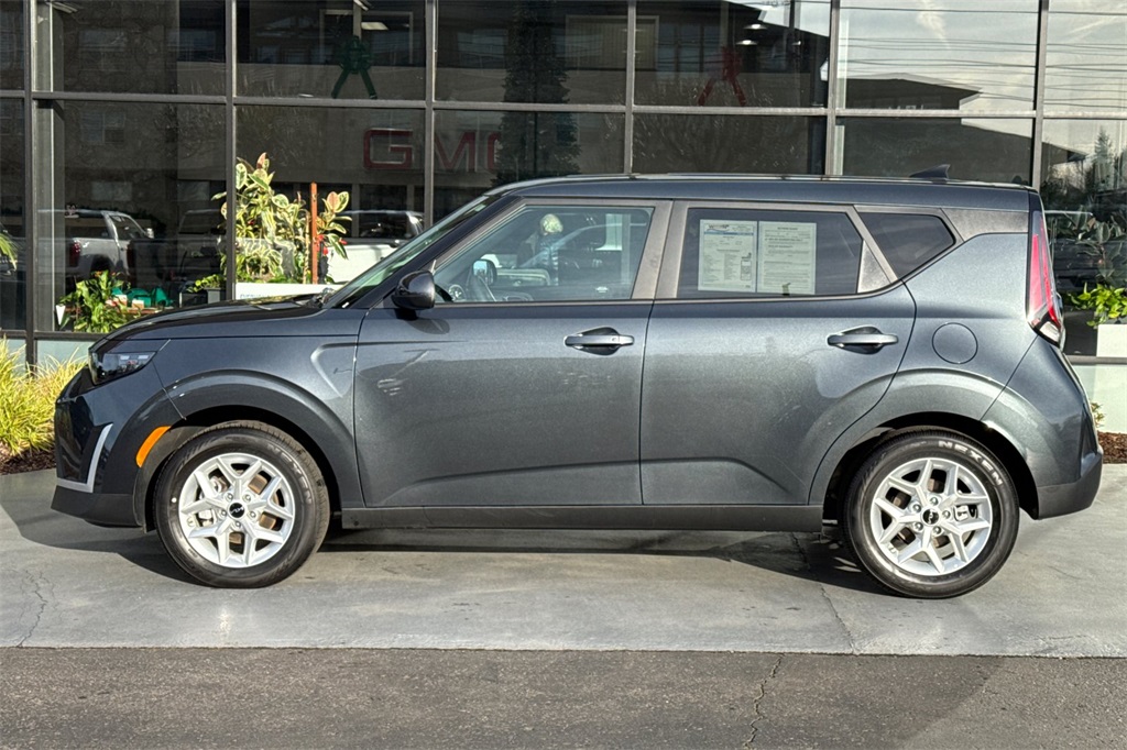 used 2025 Kia Soul car, priced at $19,910