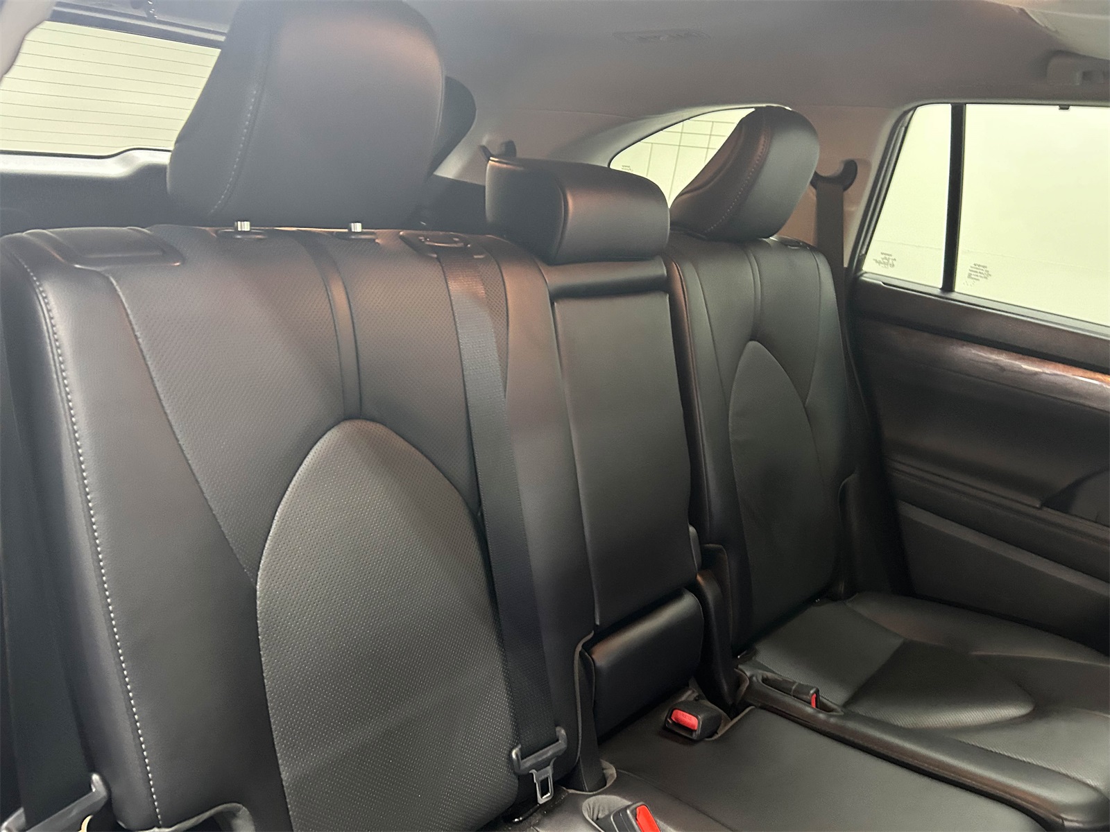 used 2023 Toyota Highlander car, priced at $34,788