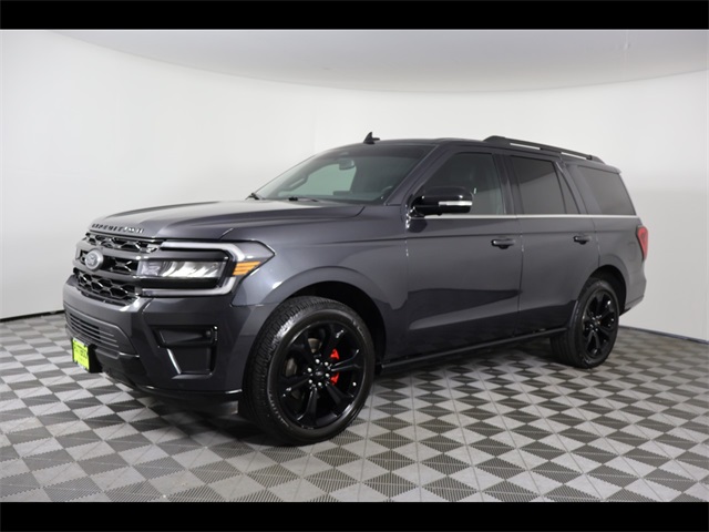 2022 Ford Expedition Limited's photo