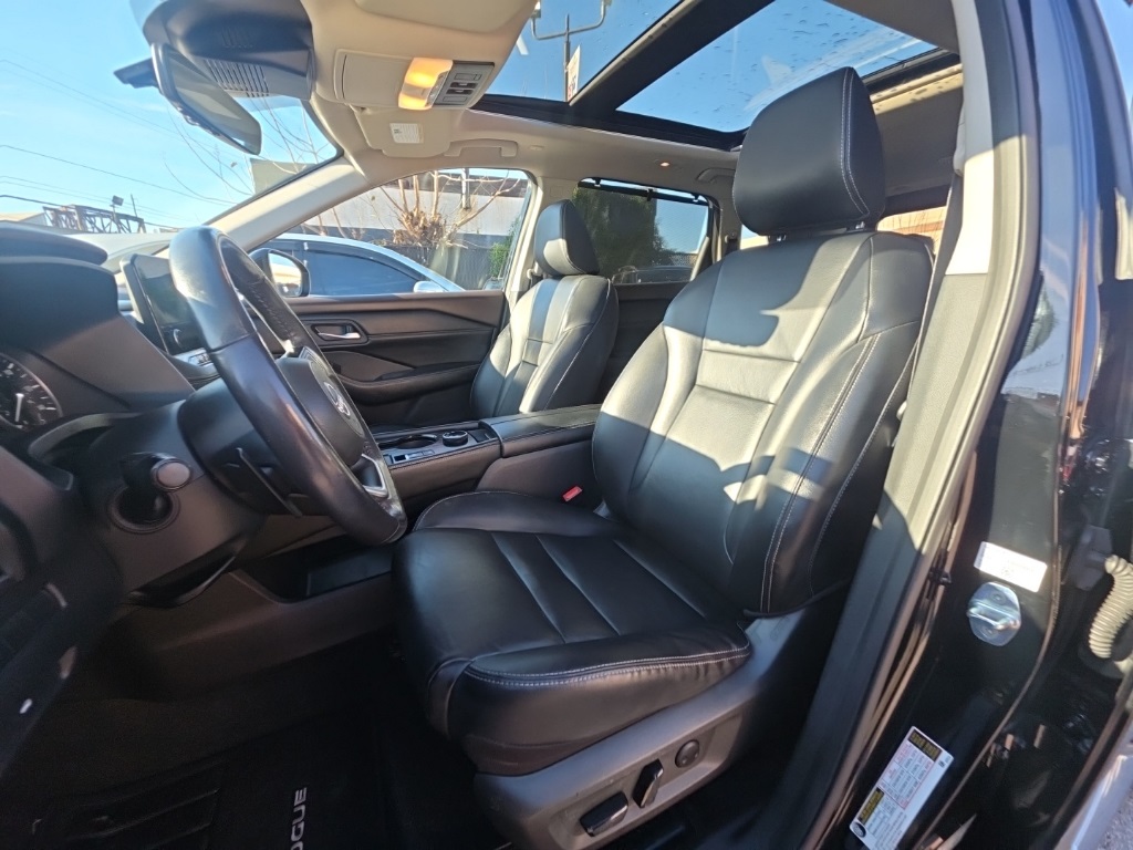 used 2023 Nissan Rogue car, priced at $19,595