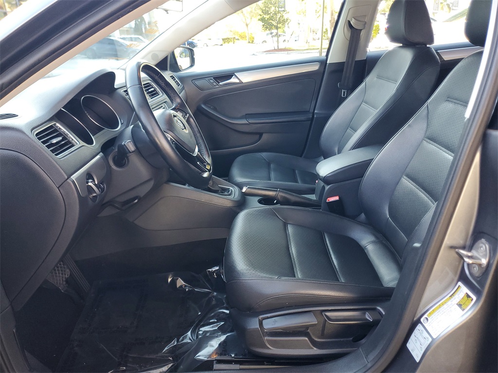 used 2016 Volkswagen Jetta car, priced at $10,995