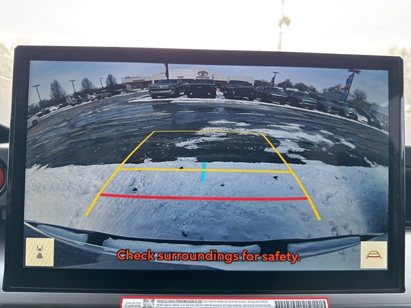 2025 Toyota Tacoma TRD Off-Road photo 11