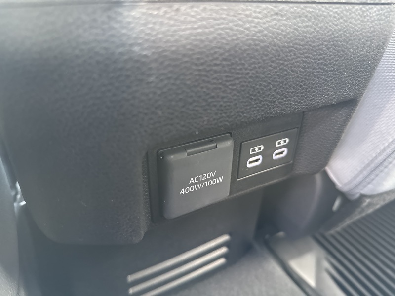 2025 Toyota Tacoma TRD Off-Road photo 29