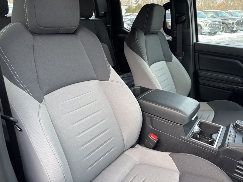 2025 Toyota Tacoma TRD Off-Road photo 33