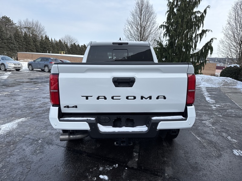 2025 Toyota Tacoma TRD Off-Road photo 6