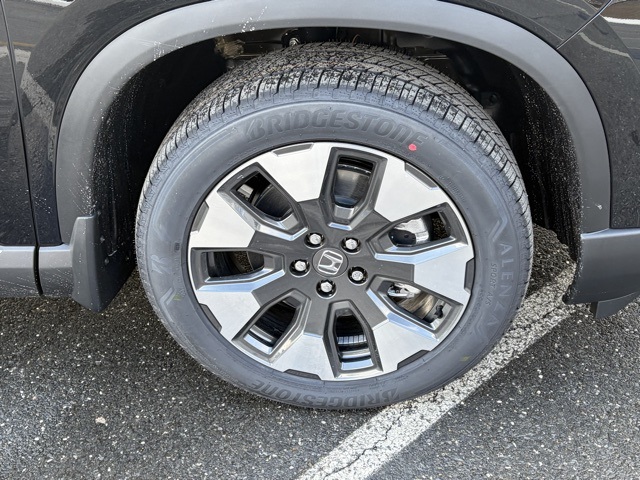 new 2026 Honda Pilot car, priced at $54,990