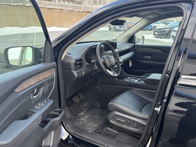 new 2026 Honda Pilot car, priced at $54,990