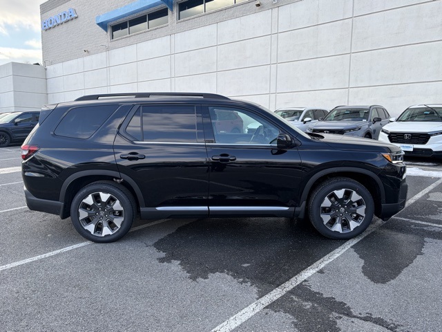 new 2026 Honda Pilot car, priced at $54,990