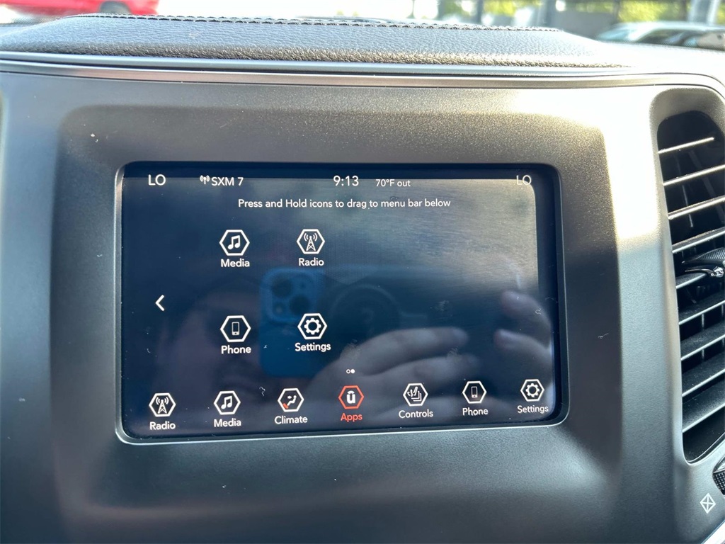 2019 Diamond Black Crystal Pearlcoat Jeep Cherokee Latitude Plus 4X4 SUV