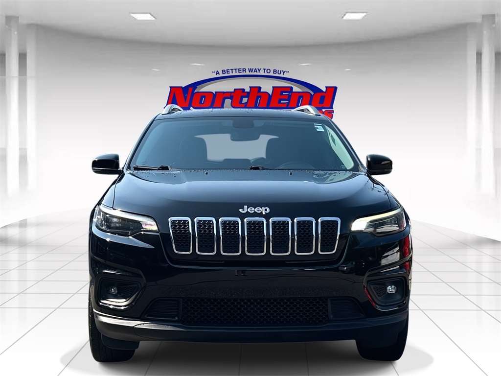 2019 Diamond Black Crystal Pearlcoat Jeep Cherokee Latitude Plus 4X4 SUV