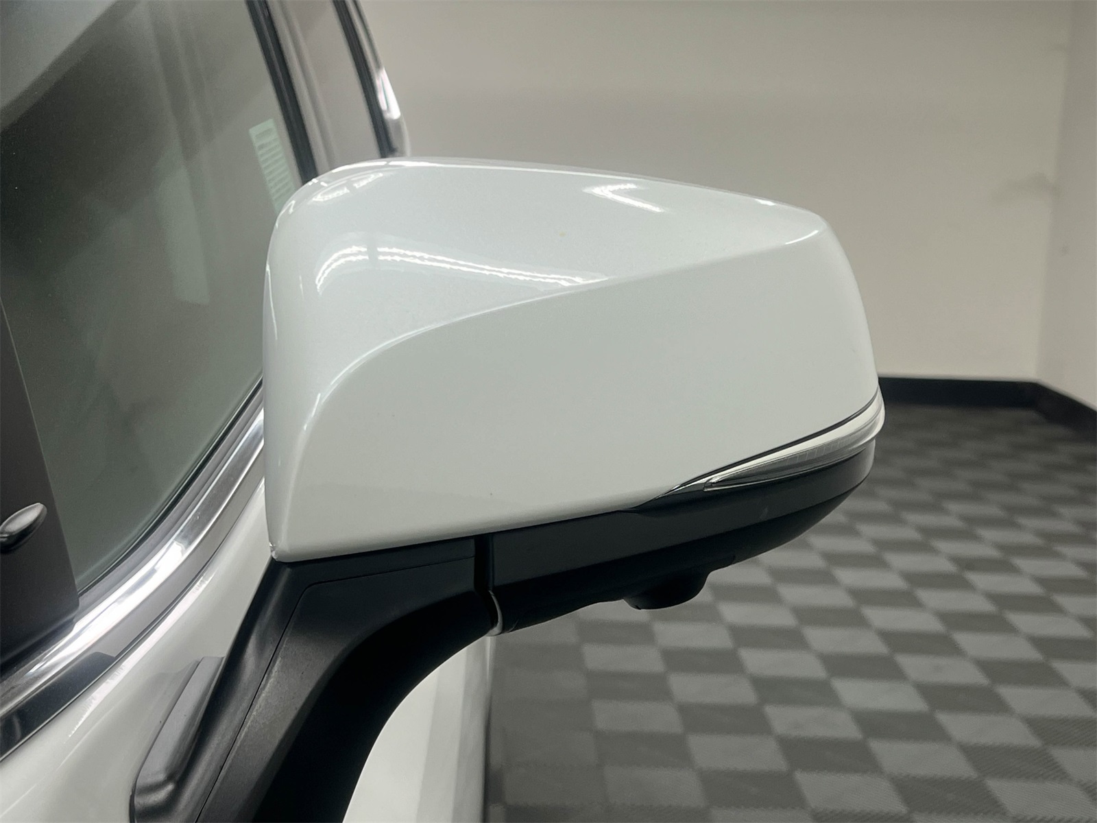 used 2023 Toyota Highlander Hybrid car, priced at $46,688