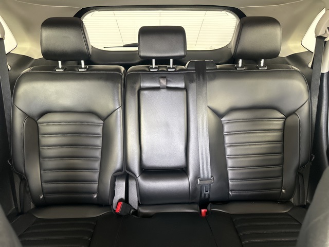 2022 Ford Edge SEL photo 18
