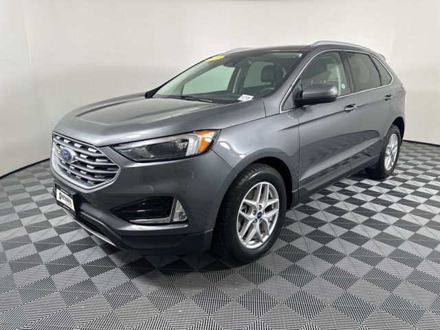 2022 Ford Edge SEL photo 6