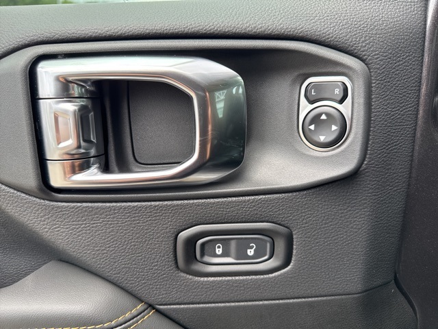 2025 Jeep Gladiator Sport S photo 10