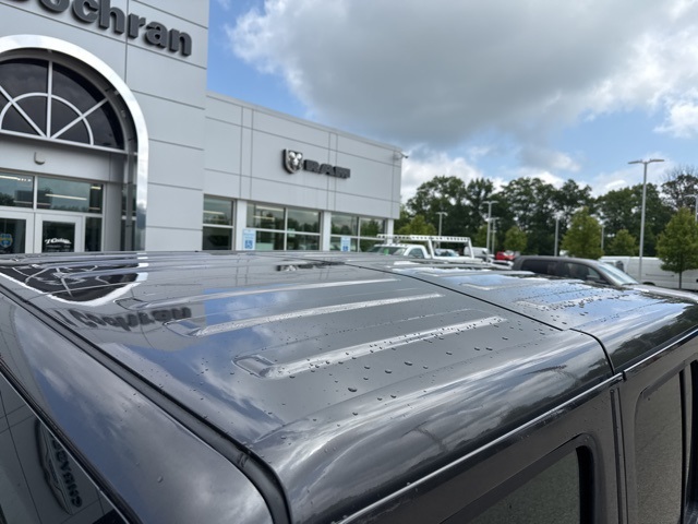 2025 Jeep Gladiator Sport S photo 3