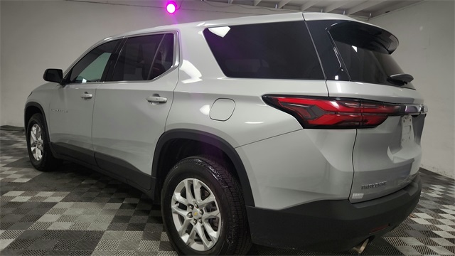 2022 Chevrolet Traverse LS FWD 2022 Chevrolet Traverse LS FWD