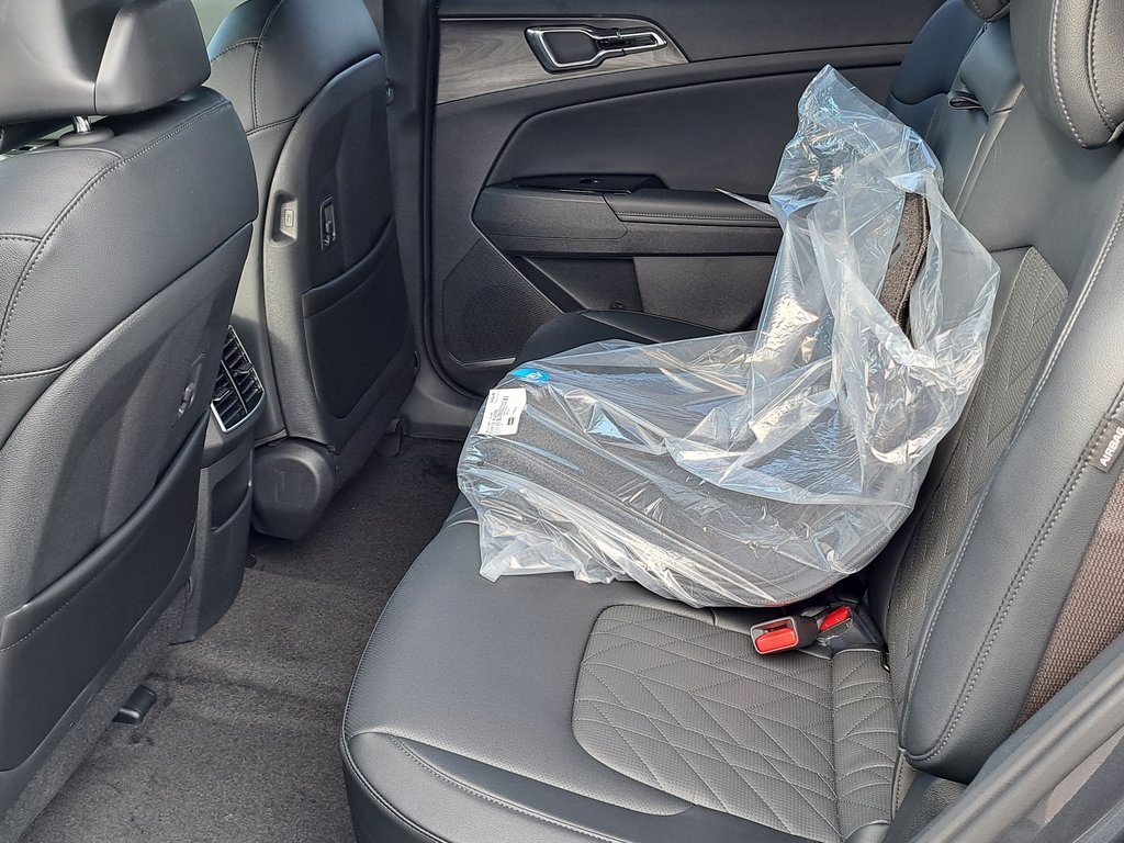 2025 Kia Sportage Plug-In Hybrid X-Line Prestige SUV AWD 13