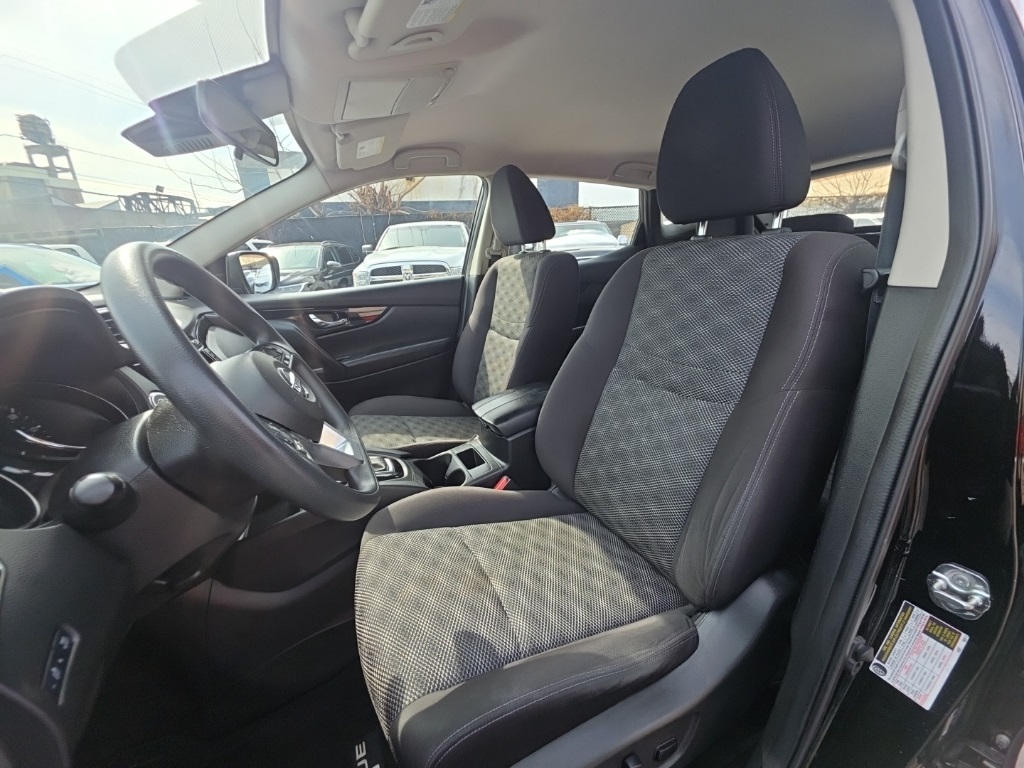 used 2020 Nissan Rogue Sport car, priced at $13,595