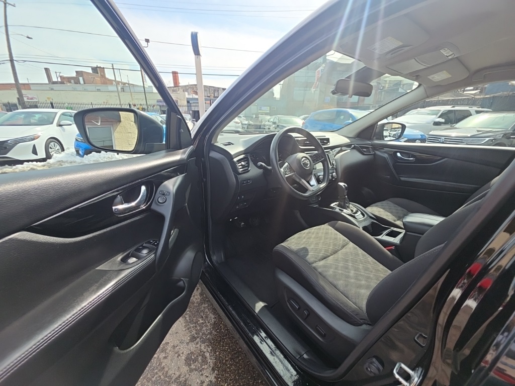 used 2020 Nissan Rogue Sport car, priced at $13,595