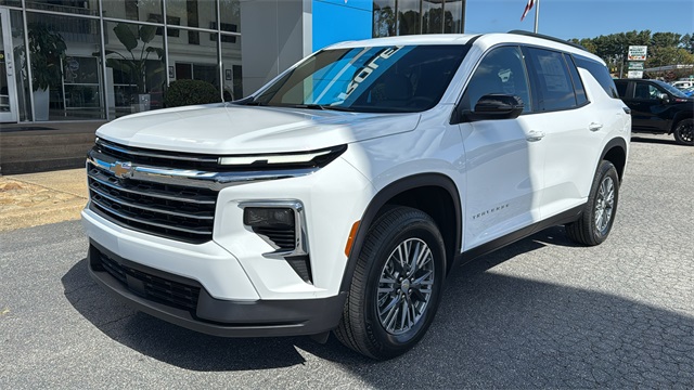 new 2026 Chevrolet Traverse car, priced at $43,120