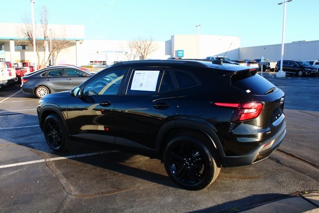 used 2025 Chevrolet Trax car, priced at $27,000