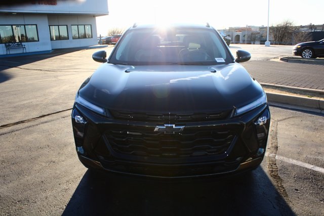 used 2025 Chevrolet Trax car, priced at $27,000