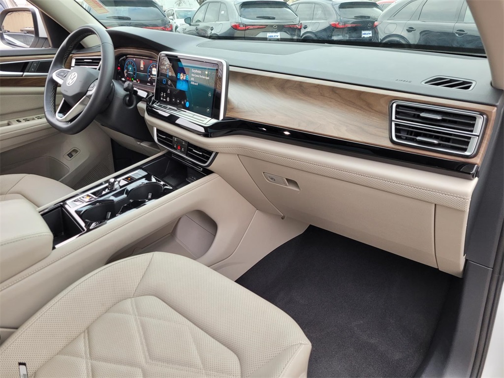 used 2024 Volkswagen Atlas car, priced at $28,900