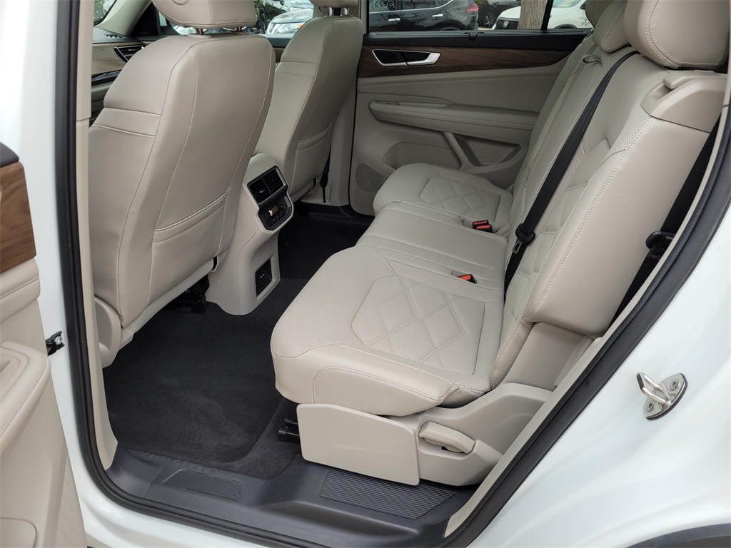 used 2024 Volkswagen Atlas car, priced at $28,900