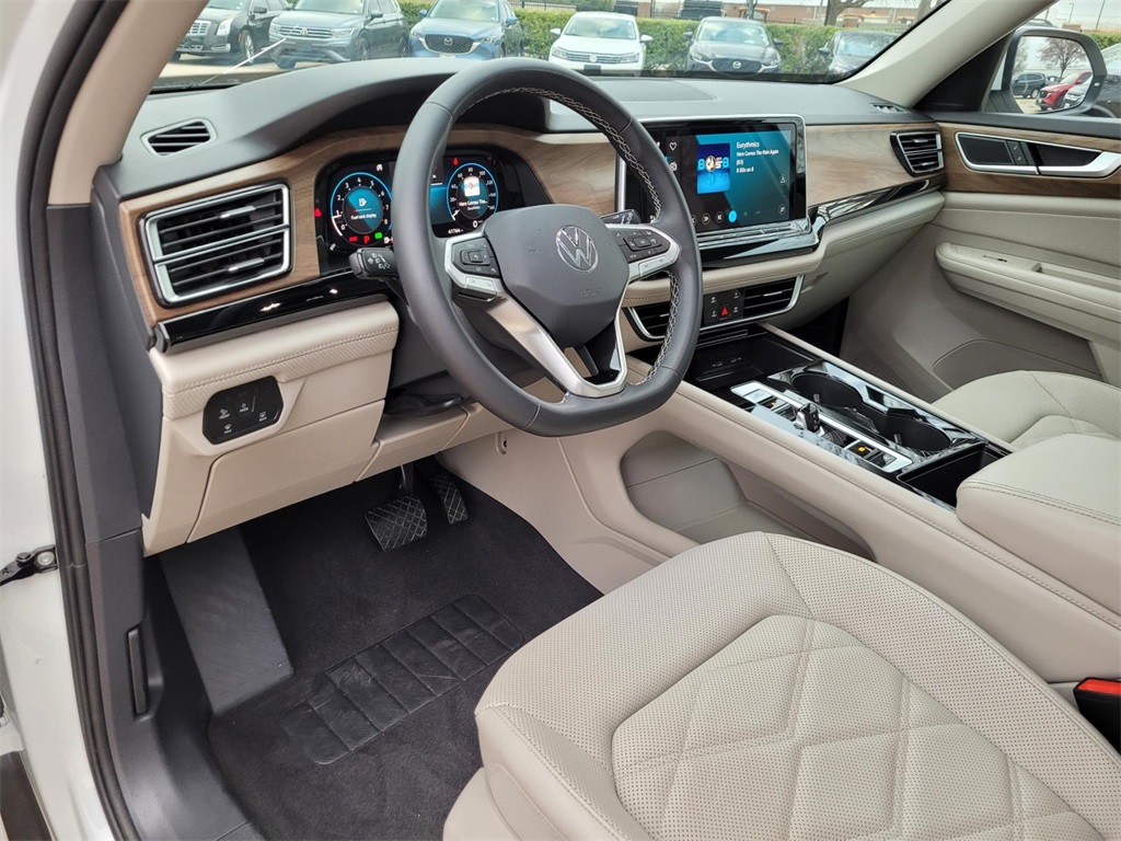 used 2024 Volkswagen Atlas car, priced at $28,900
