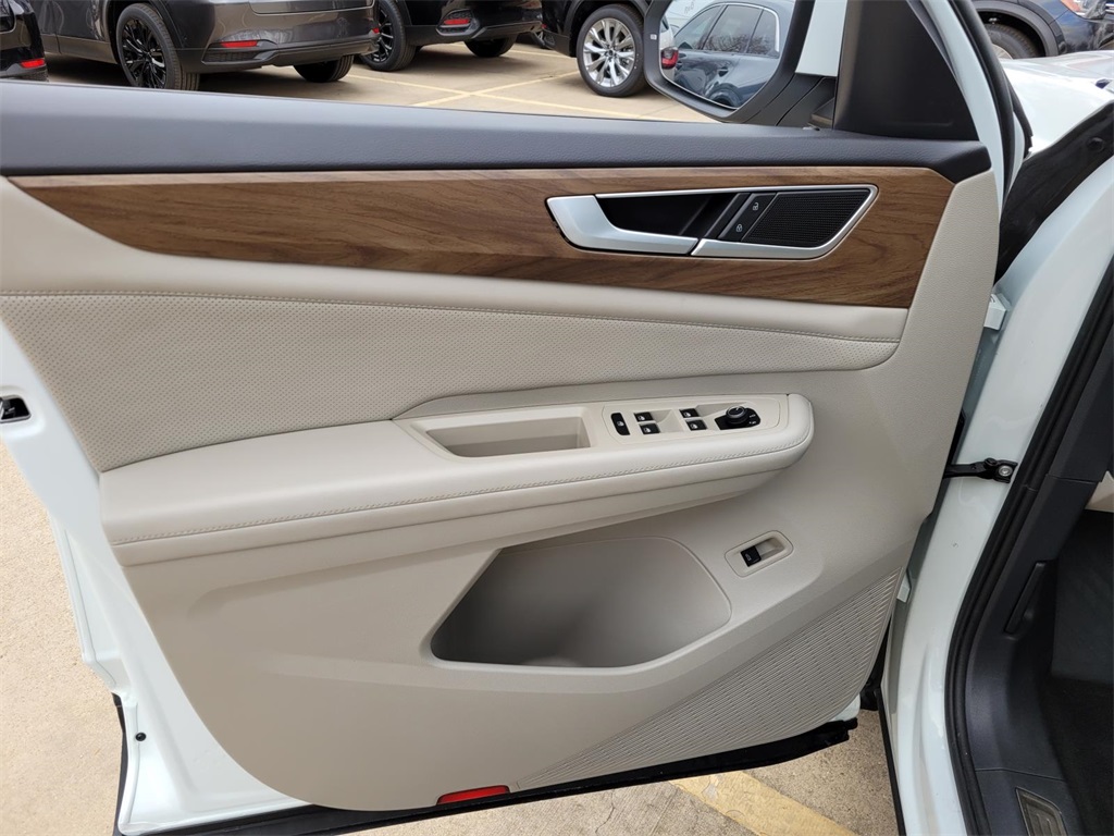 used 2024 Volkswagen Atlas car, priced at $28,900