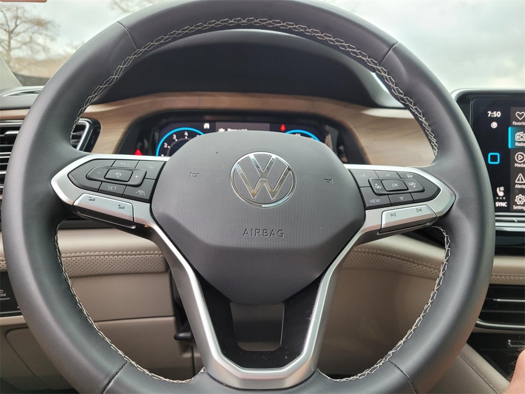 used 2024 Volkswagen Atlas car, priced at $28,900