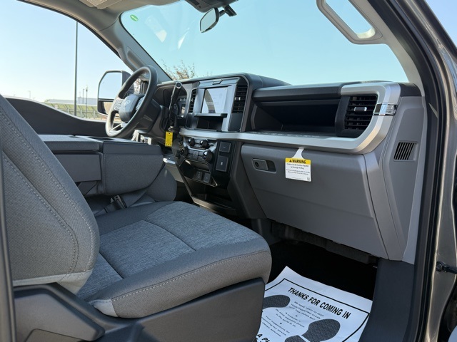2025 Ford F-350 Super Duty XL