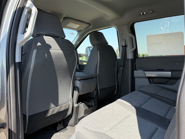 2025 Ford F-350 Super Duty XL