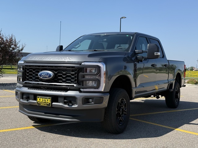 2025 Ford F-350 Super Duty XL