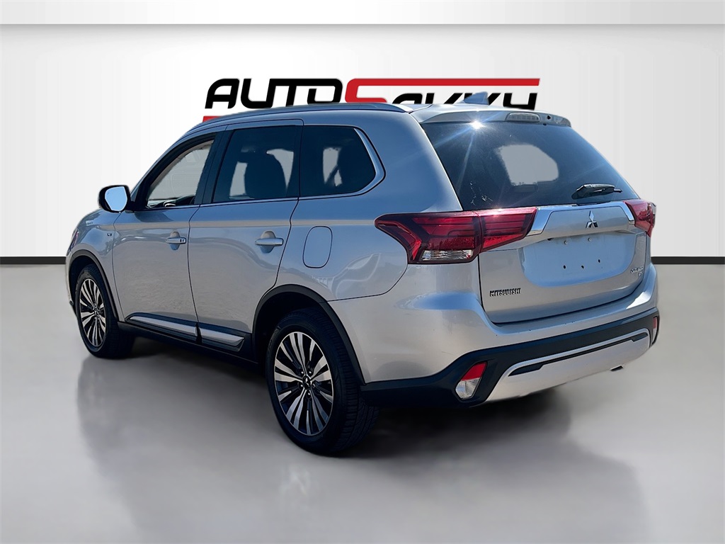 2019 Mitsubishi Outlander GT photo 3