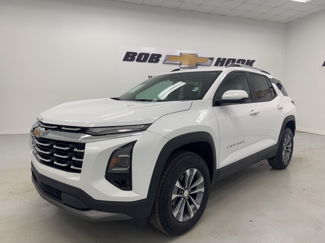 used 2025 Chevrolet Equinox car, priced at $24,999