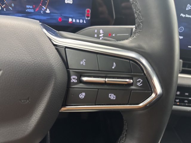 used 2025 Chevrolet Equinox car, priced at $24,999