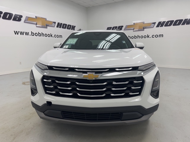 used 2025 Chevrolet Equinox car, priced at $24,999